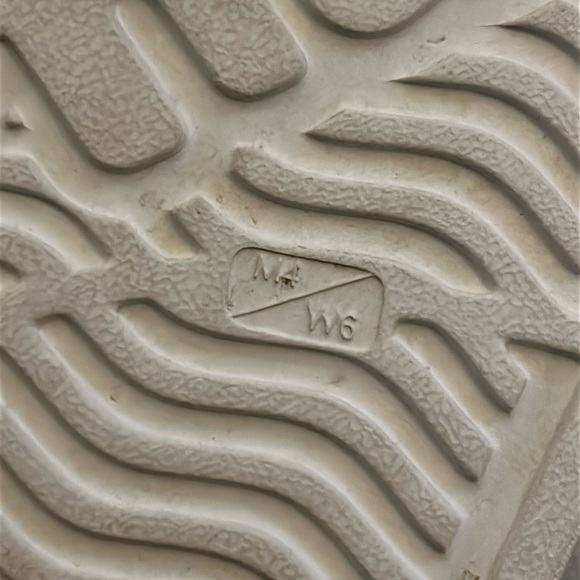 Native Jefferson Whale Print Slip Ons - Picture 5 of 9